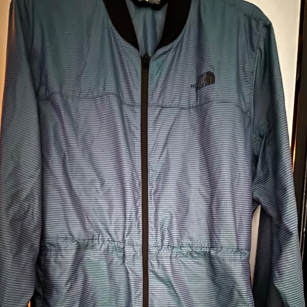 SOLD!! The North Face Women’s Bomber Jacket Size XL